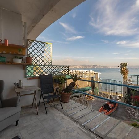 Marevestrum - Incantevole Casa Con Accesso Diretto In Spiaggia Bacoli Exterior photo